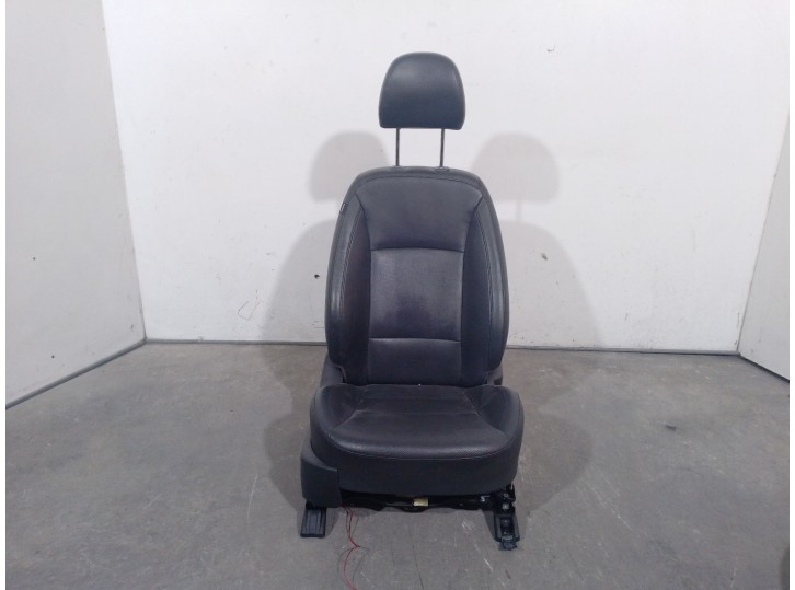 Recambio de asiento delantero derecho para kia optima (fsgds6b) 1.7 crdi referencia OEM IAM 884022TAH0AVA 884022TAH0AVA 