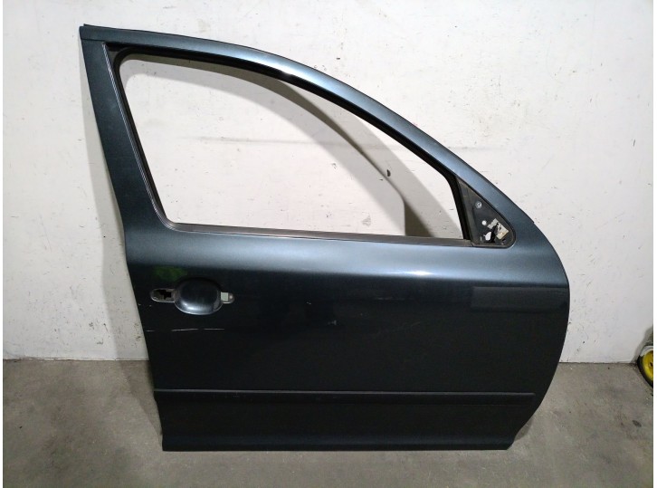 Recambio de puerta delantera derecha para skoda octavia berlina (1z3) 2.0 tdi referencia OEM IAM 1Z0831056 1Z0831056 