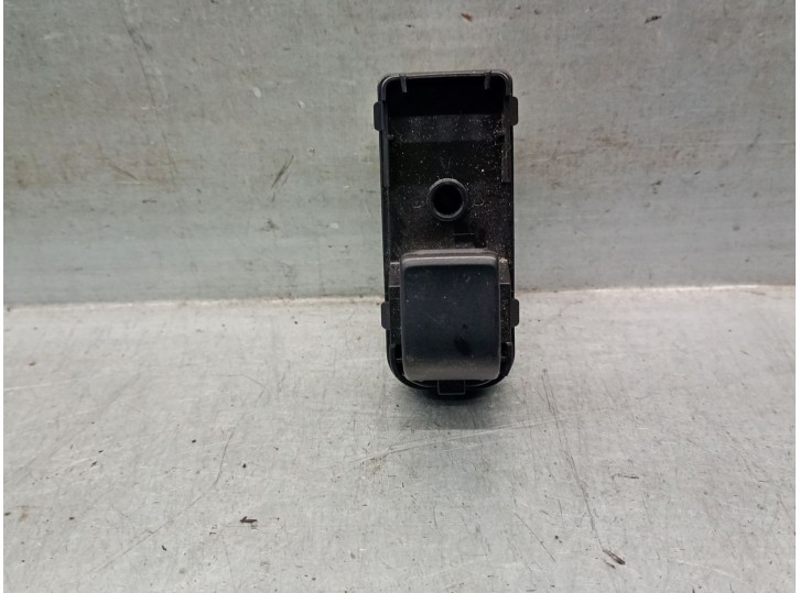 Recambio de mando elevalunas trasero izquierdo para mazda cx-3 (dk) 2.0 skyactiv-g (dk5w, dk6w) referencia OEM IAM D09H66370 D09