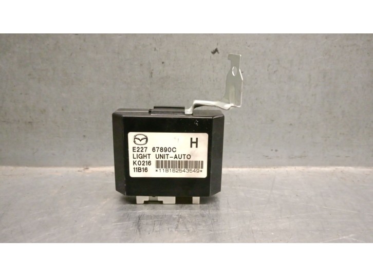 Recambio de centralita luces para mazda cx-7 (er) 2.2 turbodiesel cat referencia OEM IAM E22767890C  11B16543549