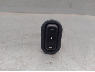 Recambio de mando elevalunas trasero izquierdo para opel astra g berlina 1.6 16v referencia OEM IAM 13363100  