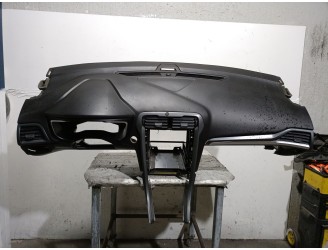 Recambio de salpicadero para ford mondeo v sedán (cd) 2.0 hybrid referencia OEM IAM 2437320 2437320 