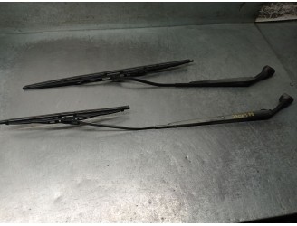 Recambio de brazo limpia delantero derecho para hyundai getz (tb) 1.1 12v cat referencia OEM IAM 9835017000 983601C000 