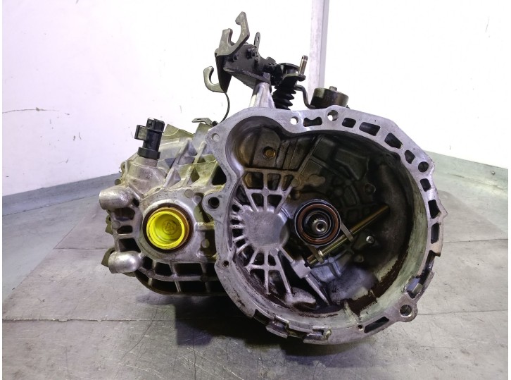 Recambio de caja cambios para hyundai getz (tb) 1.1 12v cat referencia OEM IAM H41773 4300022900 296675