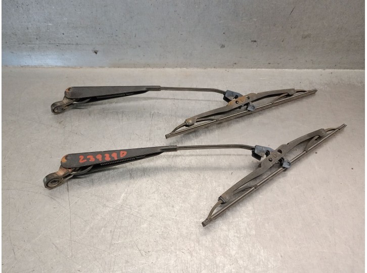 Recambio de brazo limpia delantero derecho para suzuki samurai (sj) 1.3 cat referencia OEM IAM G13BA G13BA 