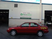 ford mondeo berlina del año 1995