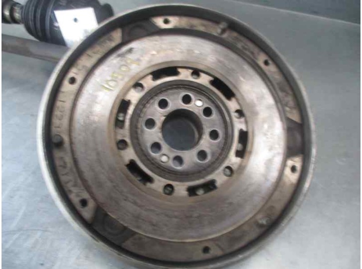 Recambio de volante motor para bmw serie 3 berlina (e46) 318i referencia OEM IAM 2121223711 