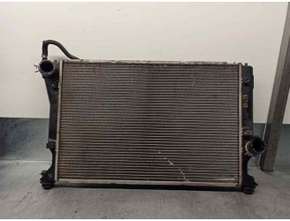 Recambio de radiador agua para toyota corolla verso (r1) 2.2 turbodiesel cat referencia OEM IAM MN4221333301 