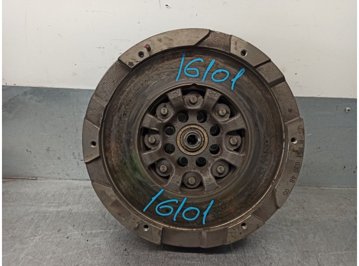 Replacement flywheel for Mercedes-Benz GLK Class (W204) GLK GLK 220 CDI BE (204.902) OEM IAM reference A6510304805 