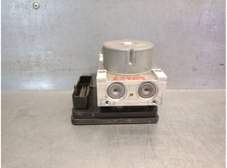 Replacement ABS unit for Jeep Compass (MP, M6, MV, M7) 1.4 MultiAir OEM IAM reference P04726567AI 68357599AA 517C31004DB ATE