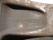 Recambio de llanta para toyota avensis berlina (t25) 2.2 d-4d cat referencia OEM IAM 4261105230 R166.5JJX16CHET45 