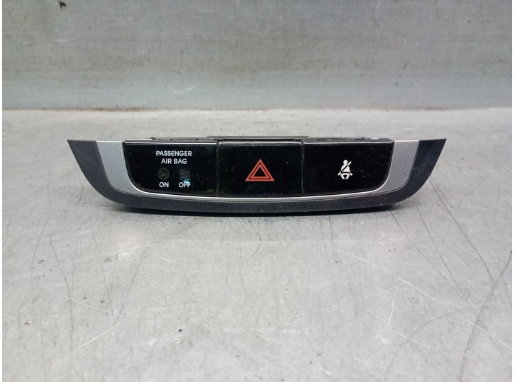 Recambio de warning para hyundai ix35 (lm, el, elh) 1.6 referencia OEM IAM 937902S100BLH 937902S100BLH 