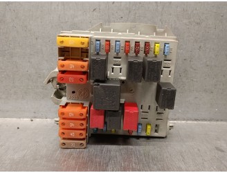 Recambio de caja reles / fusibles para alfa romeo brera (939_) 2.2 jts (939.dxb11) referencia OEM IAM 60689045 57657 