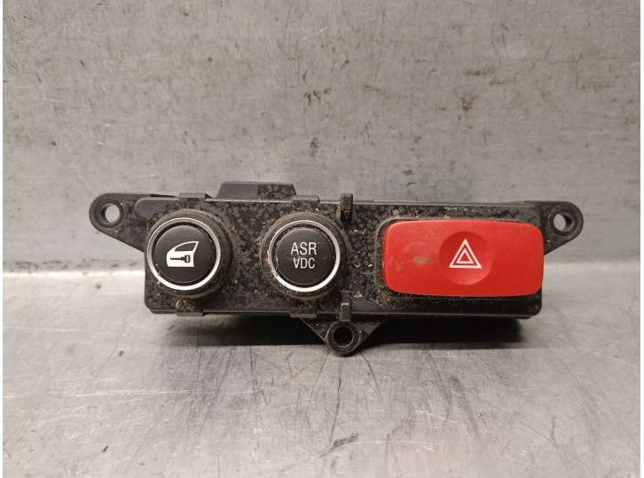 Recambio de warning para alfa romeo brera (939_) 2.2 jts (939.dxb11) referencia OEM IAM 156067821 156068744 