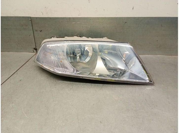 Recambio de faro derecho para skoda octavia berlina (1z3) 2.0 tdi referencia OEM IAM 1Z1941018P 1Z1941018P 