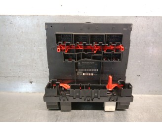 Recambio de caja reles / fusibles para audi a3 (8p) 2.0 tdi referencia OEM IAM 8P0907279F 05405754 BOSCH