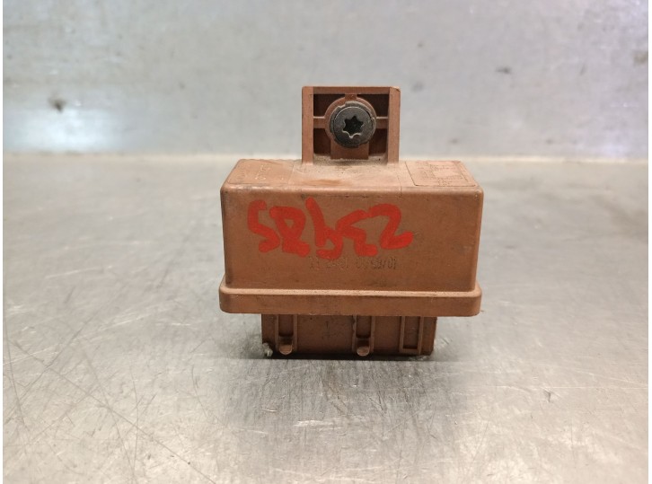 Recambio de rele para citroën jumpy 2.0 hdi referencia OEM IAM 240109 240109 OMRON