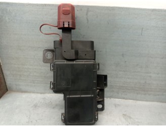 Recambio de caja reles / fusibles para bmw 7 (e65, e66, e67) 730 d referencia OEM IAM 61138387568  10688710