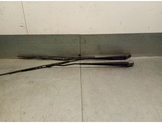 Recambio de brazo limpia delantero derecho para renault laguna ii (bg0) 1.9 dci diesel referencia OEM IAM 7701049036 7701049036 