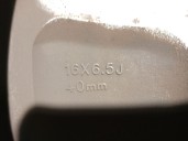 Recambio de llanta para nissan juke (f15) 1.6 referencia OEM IAM BV81A R16X6.5J40MM D0300BV81A