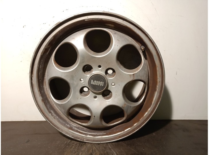 Recambio de llanta para mini r50,r53 1.6 16v cat referencia OEM IAM 1512458 R1551/2JX15H2-45 