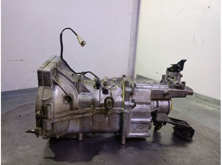 Recambio de caja cambios para suzuki samurai (sj) 1.3 cat referencia OEM IAM CA2477180400  S111435