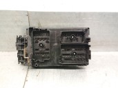 Recambio de caja reles / fusibles para opel astra j lim. 1.7 16v cdti referencia OEM IAM 13313205 