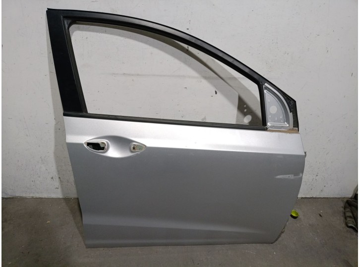 Recambio de puerta delantera derecha para hyundai i10 1.0 cat referencia OEM IAM 76004B9001 76004B9001 