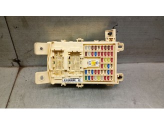 Recambio de caja reles / fusibles para hyundai i10 1.0 cat referencia OEM IAM 91952B9361  