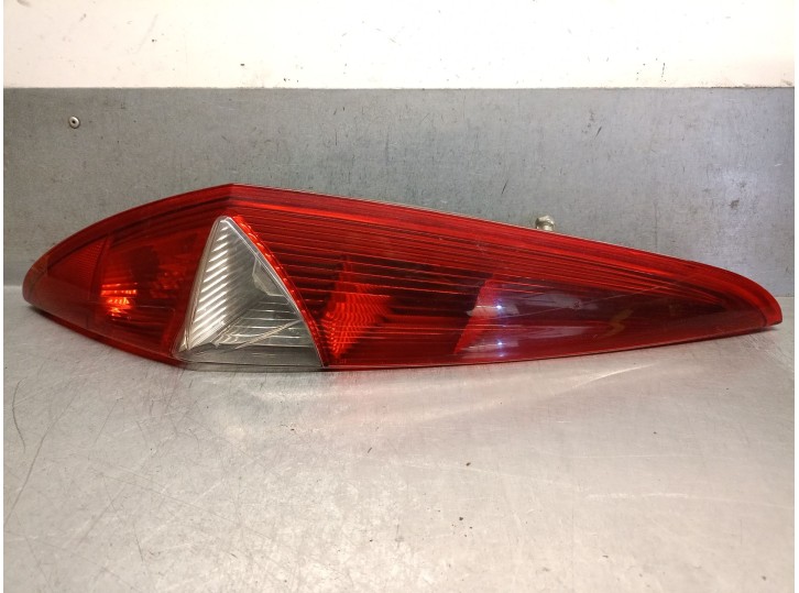 Replacement rear left tail light for Fiat Punto (188_) 1.9 JTD OEM IAM reference 517214790 51721479 