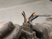 Recambio de faro derecho para ford mondeo berlina 2.0 16v cat referencia OEM IAM 6841599 6841599 