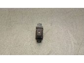 Recambio de mando elevalunas trasero izquierdo para hyundai i10 1.0 cat referencia OEM IAM 71122B4000 93575B40004X 