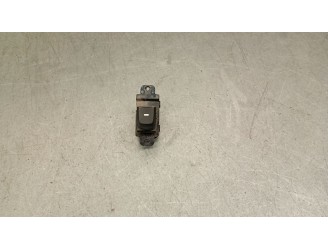 Recambio de mando elevalunas trasero derecho para hyundai i10 1.0 cat referencia OEM IAM 71122B4000 93575B40004X 