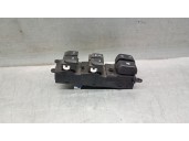 Recambio de mando elevalunas delantero izquierdo para hyundai i10 1.0 cat referencia OEM IAM 93570B4010 93570B40104X 