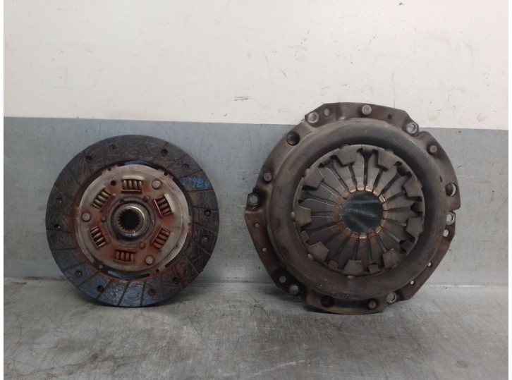 Recambio de kit embrague para suzuki samurai (sj) 1.3 cat referencia OEM IAM G13BA  VALEO