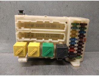 Recambio de caja reles / fusibles para ford mondeo berlina 2.0 16v cat referencia OEM IAM 93BG14K150AD 93BG14K150AD 