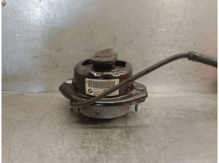Recambio de soporte motor derecho para bmw 7 (e65, e66, e67) 730 d referencia OEM IAM 6770796 22116770796 