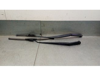 Recambio de brazo limpia delantero derecho para hyundai i10 1.0 cat referencia OEM IAM 98321B9050 98321B9050 