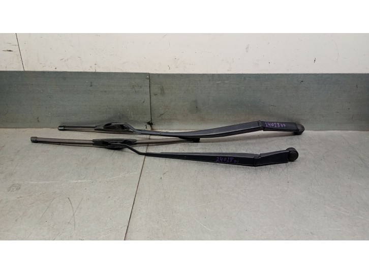 Recambio de brazo limpia delantero derecho para hyundai i10 1.0 cat referencia OEM IAM 98321B9050 98321B9050 