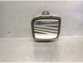 Recambio de maneta exterior porton para seat leon (1p1) 2.0 tdi referencia OEM IAM 5P0827565C 5P0827565C 