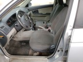 kia cerato del año 2005