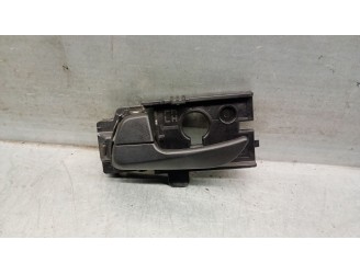 Recambio de maneta interior delantera izquierda para hyundai i10 1.0 cat referencia OEM IAM 82610B4000PYN 82610B4000PYN 