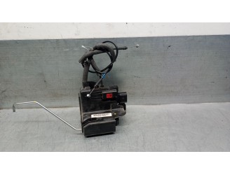 Recambio de cerradura puerta delantera derecha para hyundai i10 1.0 cat referencia OEM IAM 81320B9110 81320B9110 