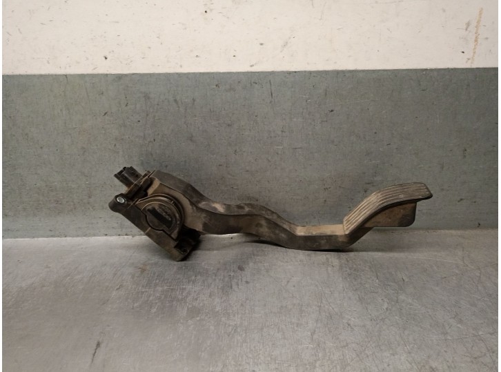 Recambio de potenciometro pedal para peugeot 206 berlina 1.4 hdi referencia OEM IAM 96458522 1601Q2 