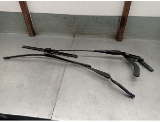 Recambio de brazo limpia delantero derecho para ford c-max (cb3) 1.8 tdci turbodiesel cat referencia OEM IAM 3M5117526CD 3M51175