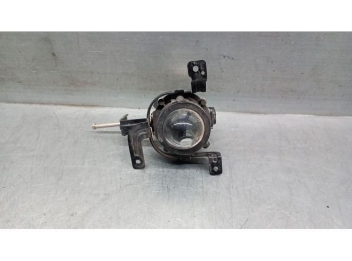 Recambio de faro antiniebla izquierdo para hyundai i10 1.0 cat referencia OEM IAM 92201B9500 92201B9500 