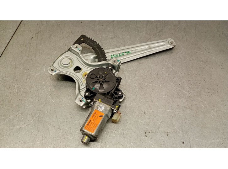 Recambio de elevalunas trasero derecho para hyundai i10 1.0 cat referencia OEM IAM 83404B9010 83404B9010 