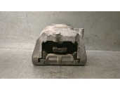 Replacement right engine mount for Volkswagen Golf V Sedan (1K1) 1.6 OEM IAM reference 1K0199262AC 1K0199262L 