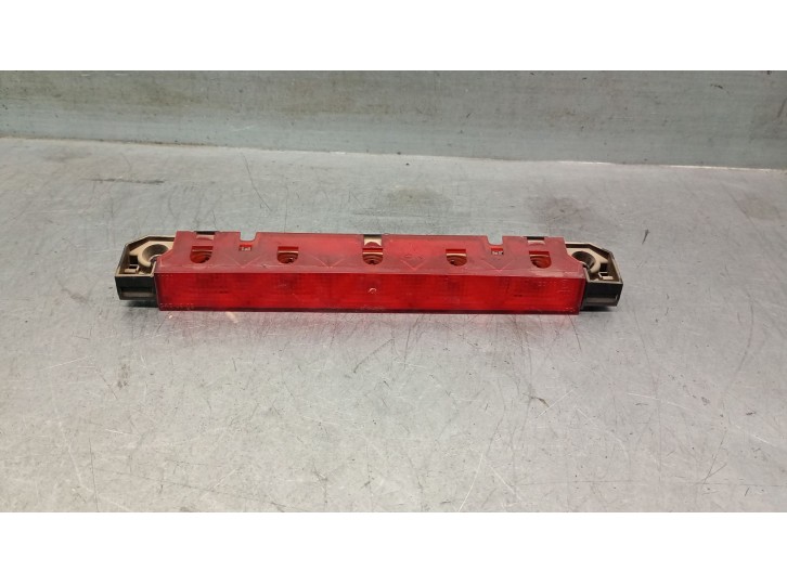 Recambio de luz central de freno para peugeot 407 st confort referencia OEM IAM 9649056480 6351S9 