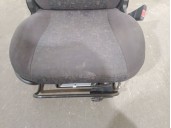 Recambio de asiento delantero derecho para opel zafira a 1.8 16v referencia OEM IAM 7256252 7256252 